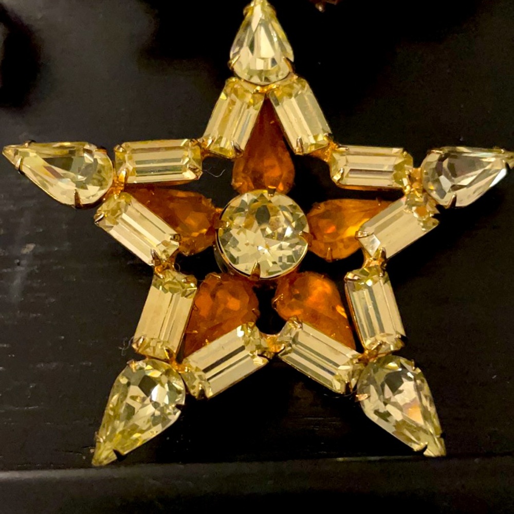 Juliana? star brooch